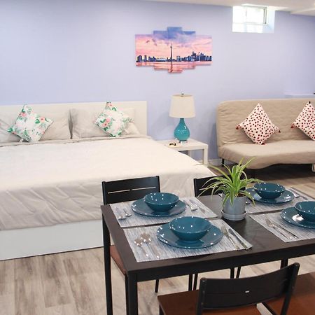 Home Stay Near The Airport Мисисага Екстериор снимка