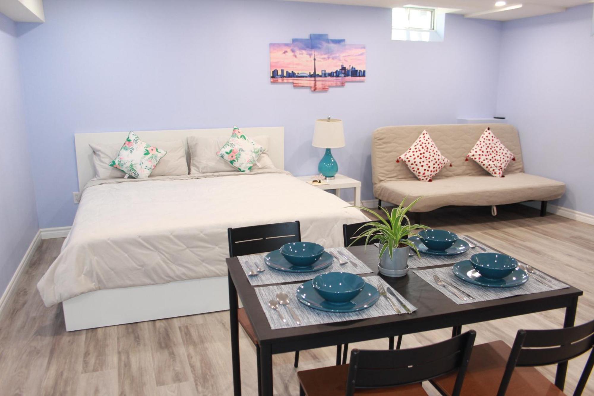 Home Stay Near The Airport Мисисага Екстериор снимка